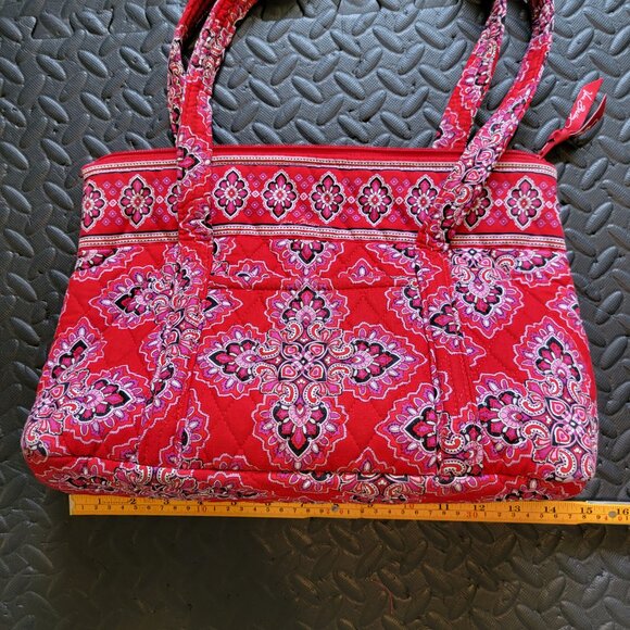Vera Bradley Frankly Scarlet Red Paisley Tote bag, Shoulder bag, Used, 15"x10" - Picture 3 of 7